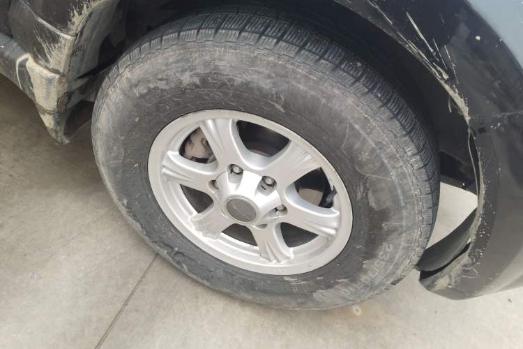 Used Haval H5 Classic 2015 2.0T Manual Two-Wheel Drive Advanced Version Right Front Wheel Hub