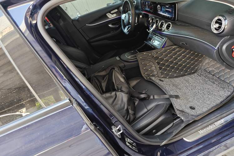 Used Mercedes-Benz E-Class 2019 E 300 L Sport Luxury Edition