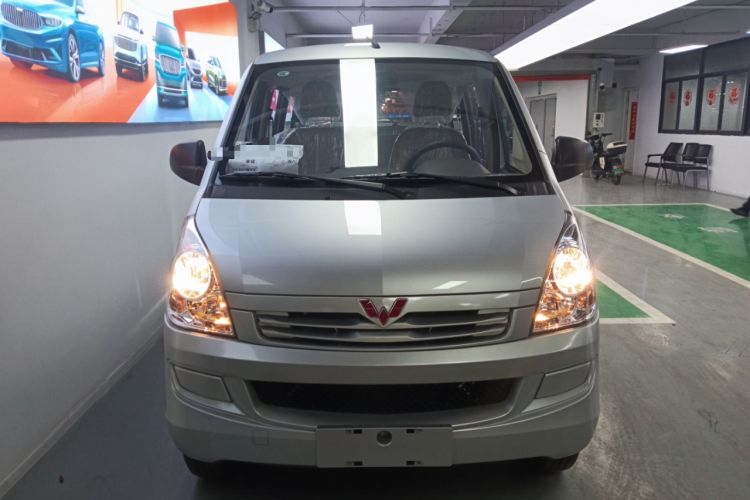 Used Wuling Rongguang S 2023 1.5L Base Version 5/7 Seats
