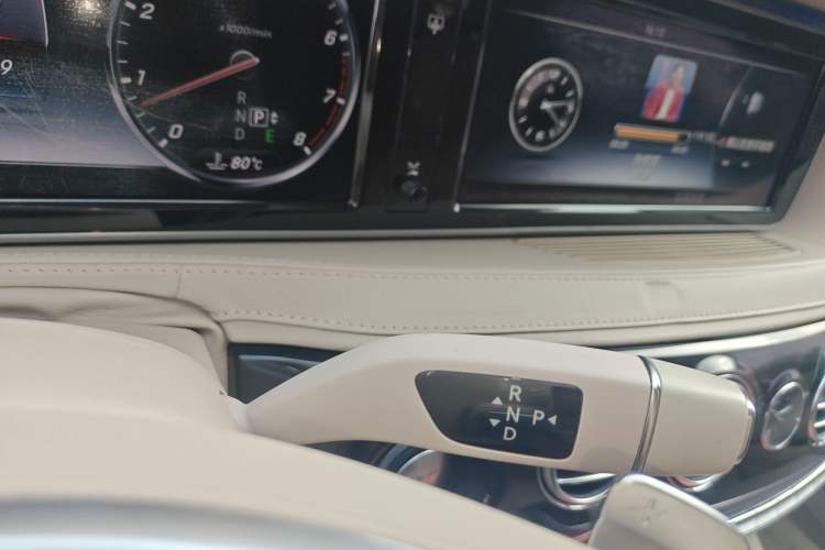 Used Mercedes-Benz S-Class 2014 S 320 L Luxury Model Gear Lever