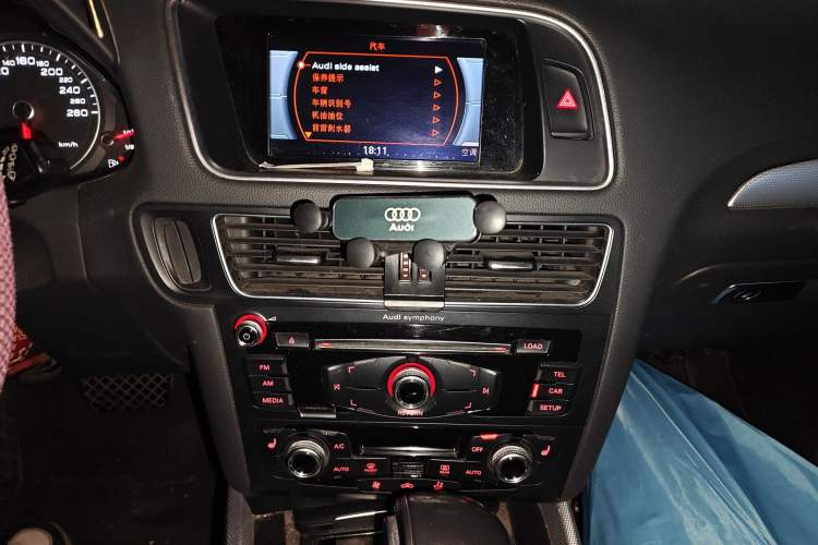 Used Audi Q5 2017 Plus 40 TFSI Technology Model