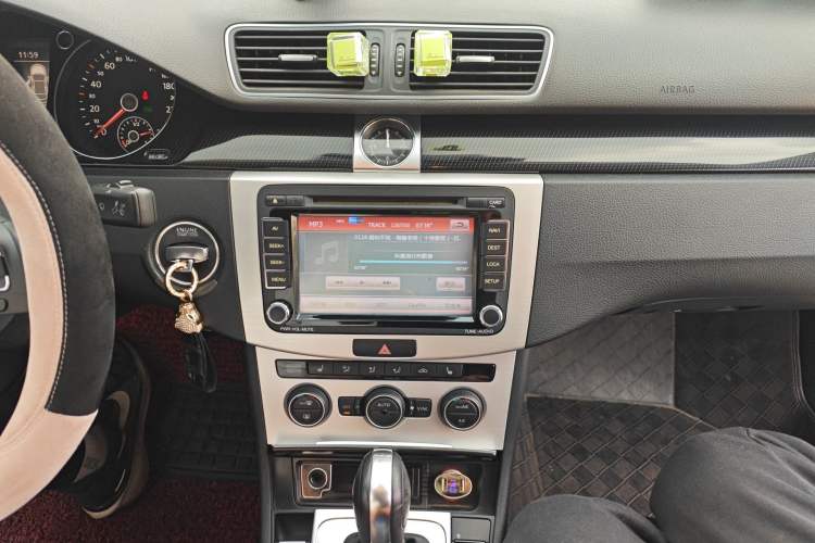 Used Volkswagen Magotan 2013 1.8TSI Luxury Model