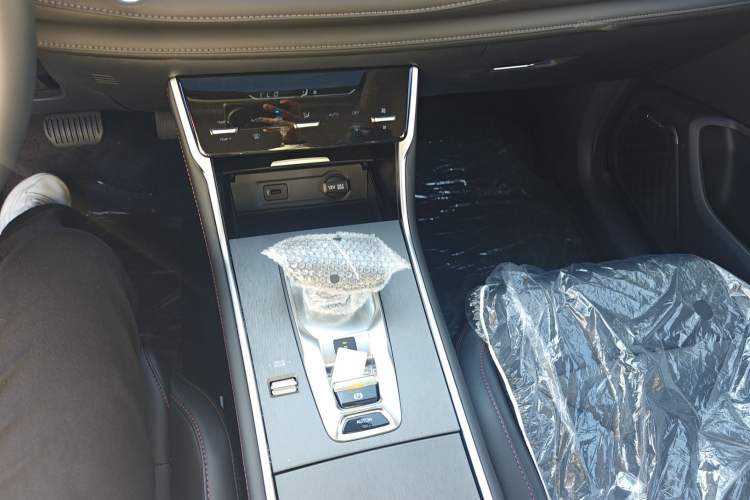 Used CHANGAN CS75 2024 Enjoy Edition 1.5T DCT Luxury Model