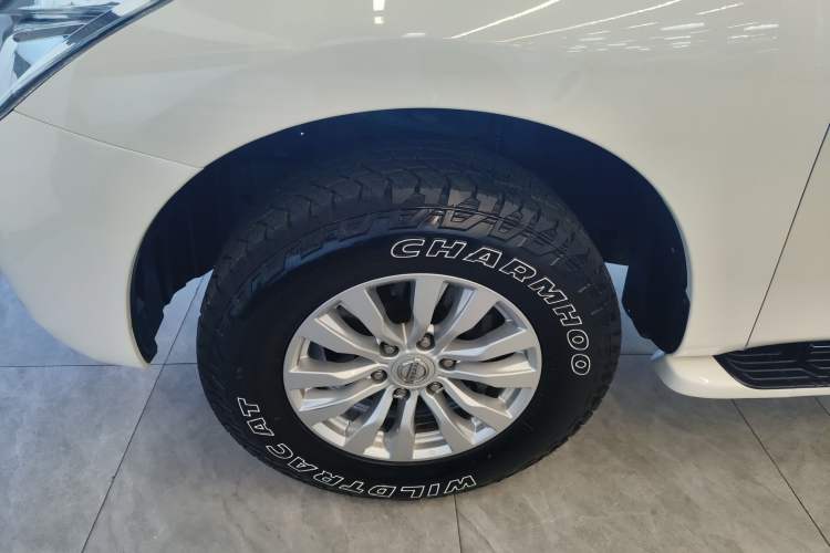 Used Nissan Patrol (Parallel Import) 2018 4.0L Automatic 7-Seater Middle East Version
