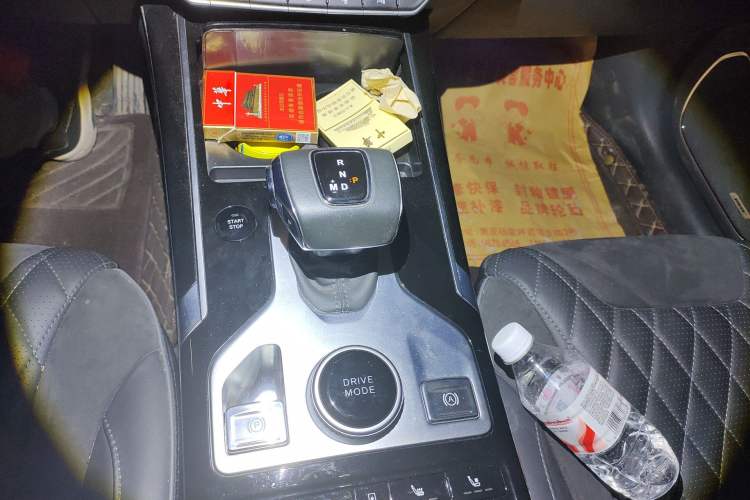 Used Hongqi HS5 2019 2.0T Smart Connect Flagship All-Wheel-Drive Version
