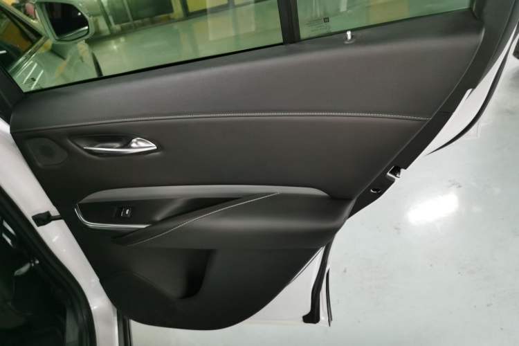 Used Cadillac XT4 2018 28T Two-Wheel Drive Leading Version