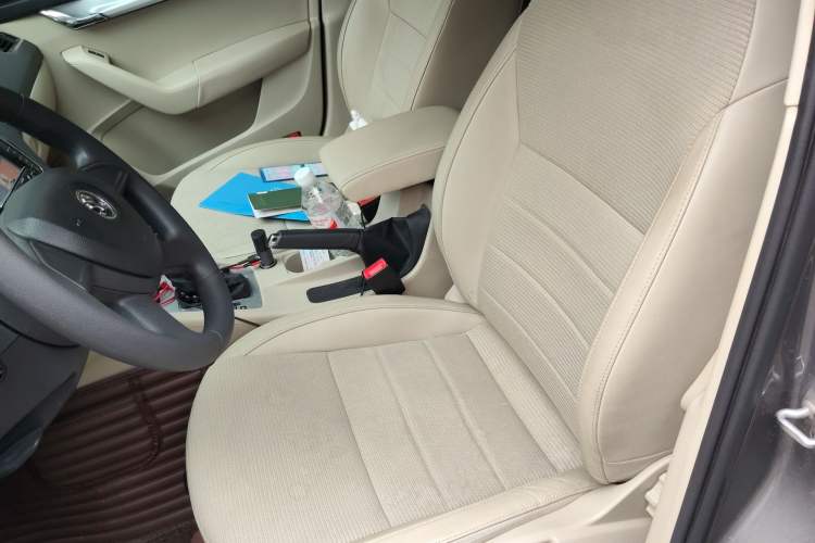 Used Skoda Octavia 2015 1.6L Automatic Yijie Edition Left Front Seat