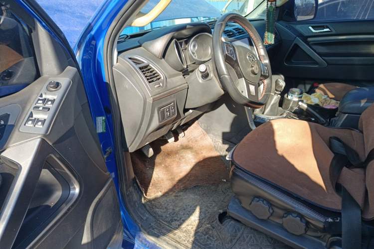 Used Huanghai N3 2017 2.5T Manual 4x4 Sport Edition JE4D25Q5A