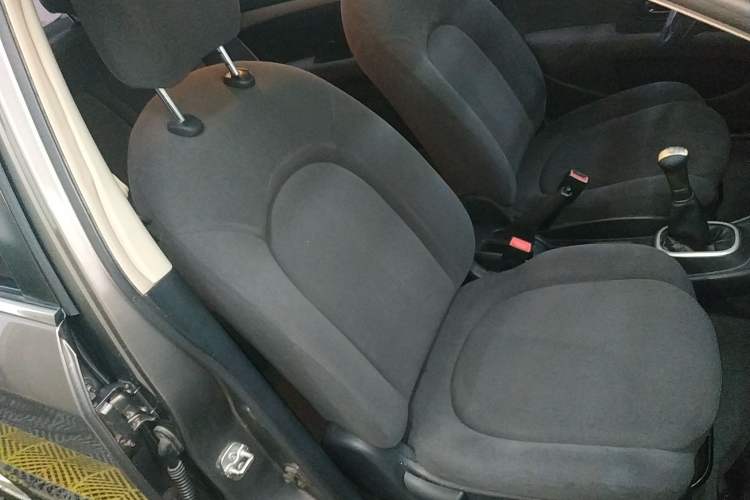 Used Nissan Sylphy 2016 Classic 1.6XE Manual Leading Edition
