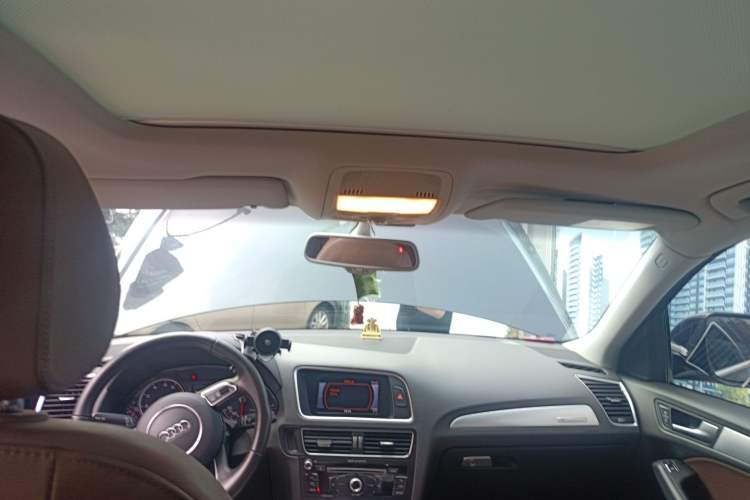 Used Audi Q5 2017 Plus 40 TFSI Technology Model