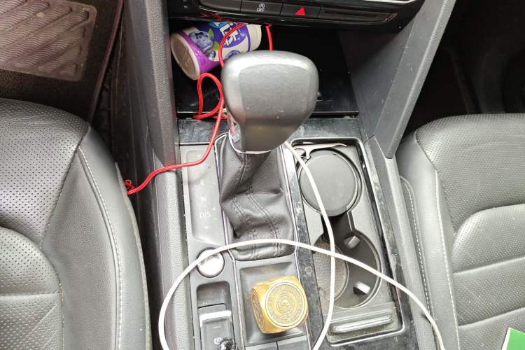 Used Volkswagen Teramont 2017 330TSI Two-Wheel-Drive Luxury Edition Gear Lever