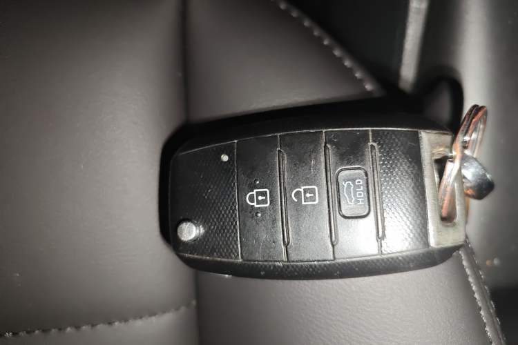 Used Kia K3 2013 1.6L Manual GLS