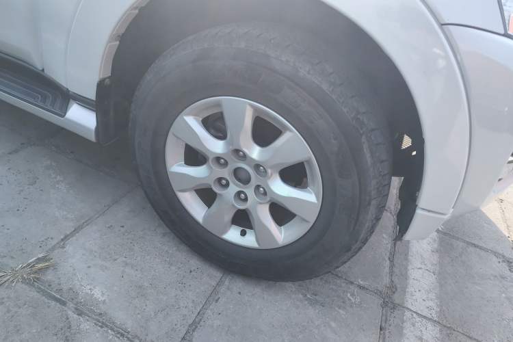 Used Mitsubishi Pajero 2019 3.0L Automatic Standard Edition
