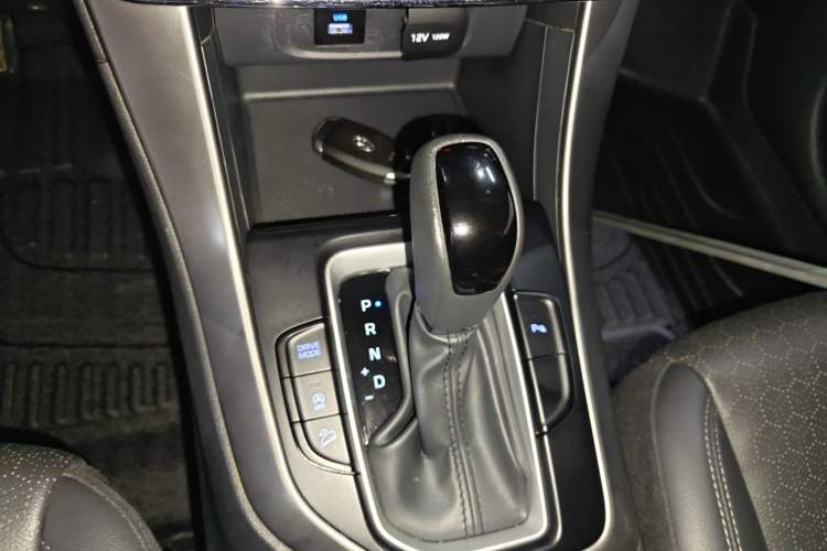 Used Hyundai ix35 2020 2.0L Automatic 2WD Zhiyong·Changxiang Edition Gear Lever