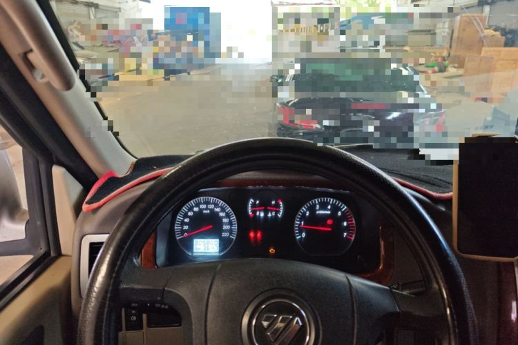 Used Foton Scenic G5 2023 2.0L Gasoline Commercial Version Passenger Van 7/9 Seats Model 1TZS
