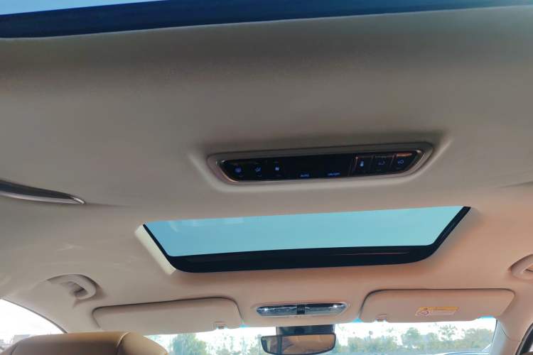 Used SAIC MAXUS Dajia 9 2024 Super Hybrid Ultra-Long Range Forest Edition 7-Seater