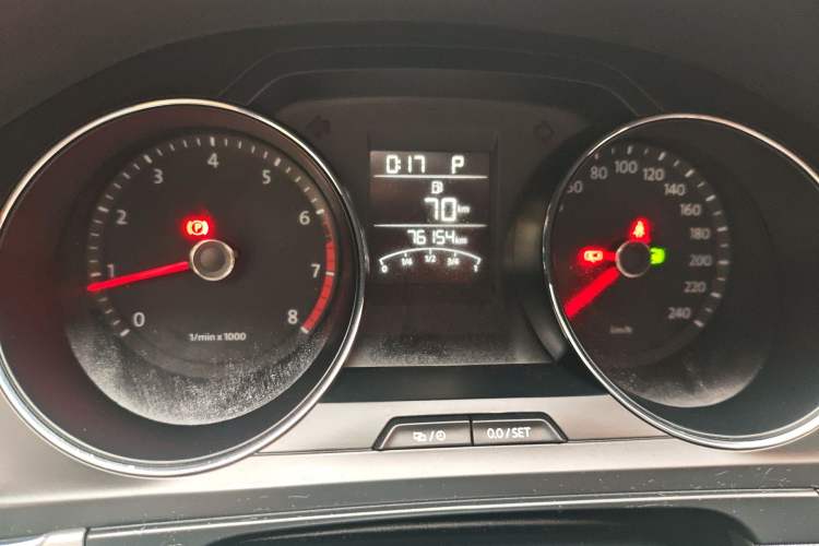 Used Volkswagen Bora 2015 Qihui Edition 1.6L Automatic Fashion Model
