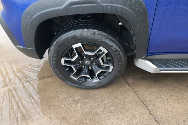 Used Changan Hunter 2024 Knight Edition Flagship Model Dual-Motor All-Wheel Drive Standard Box