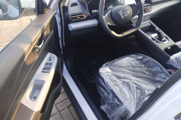 Used Dongfeng Aeolus E70 2023 Revised PRO Smart Drive Version