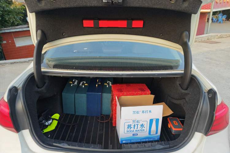 Used BMW 3 Series 2018 320Li Leading Model M Sport Package
