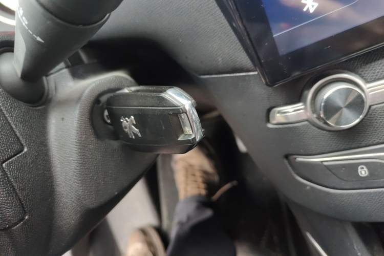 Used Peugeot 408 2015 1.2T Automatic Luxury Edition
