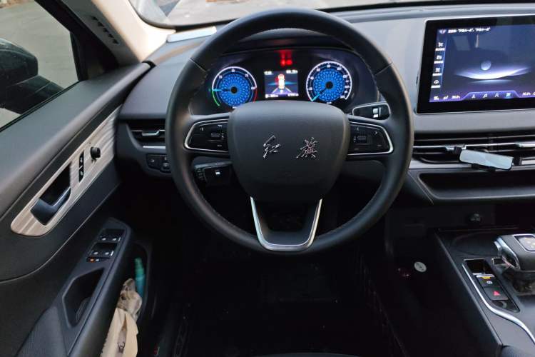 Used Hongqi E-QM5 2024 560km PLUS
