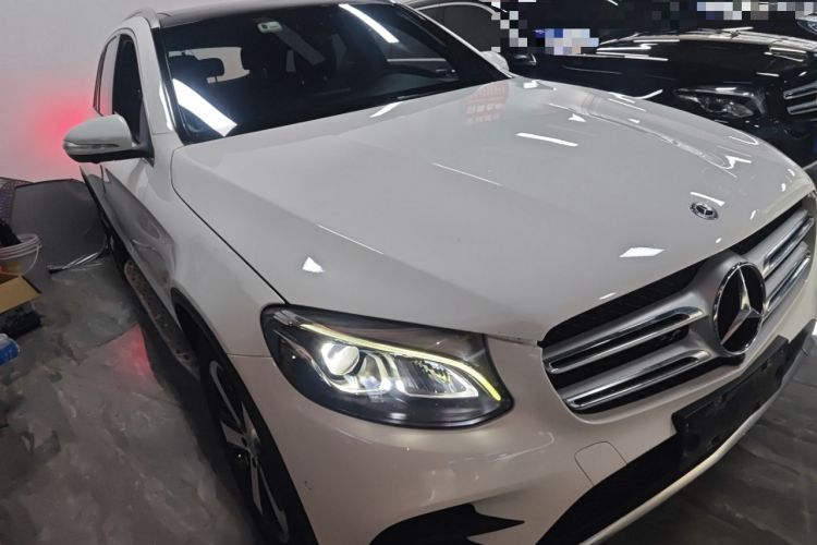 Used Mercedes-Benz GLC 2019 GLC 260 4MATIC Luxury Model
