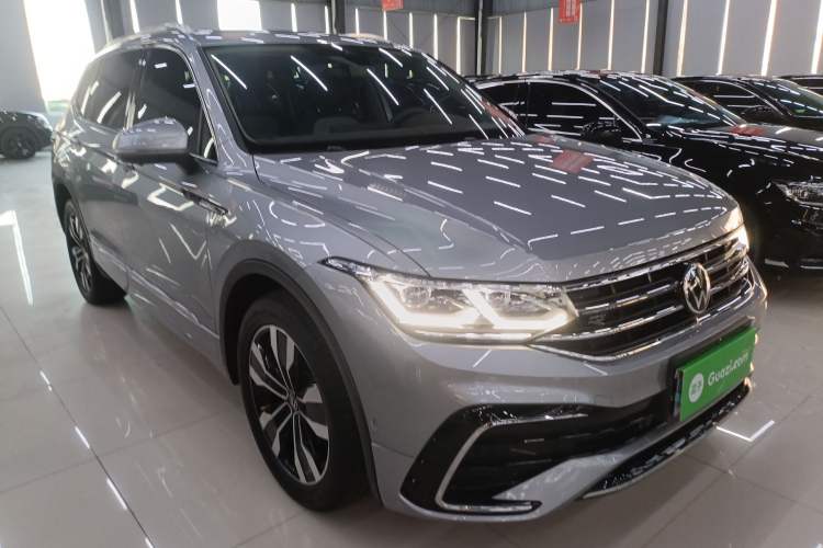Used Volkswagen Tiguan L 2023 330TSI Automatic Two-Wheel Drive R-Line Flagship Edition
