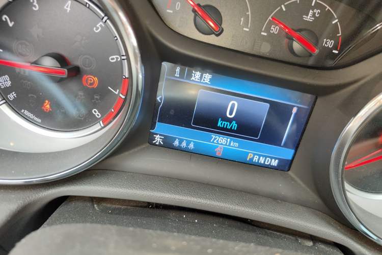 Used Buick Regal 2019 20T Elite Version China VI Standard Odometer Close Up