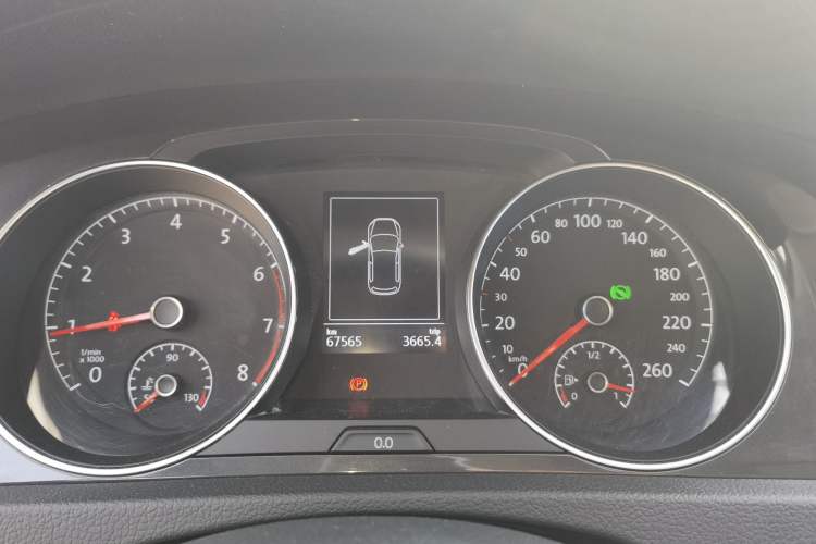 Used Volkswagen Golf 2019 280TSI DSG Comfort Version China VI Standard Instrument Cluster