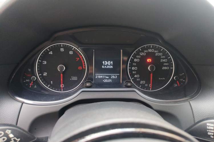 Used Audi Q5 2017 Plus 40 TFSI Ambition Model Instrument Cluster