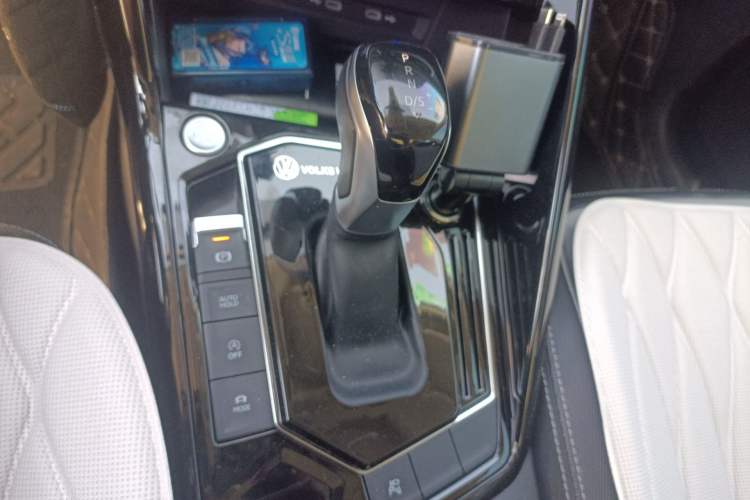 Used Volkswagen Tayron 2023 330TSI Two-Wheel-Drive R-Line High-Energy Version