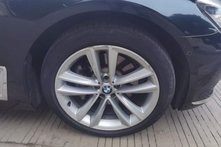 Used BMW 7 Series 2018 730Li Luxury Model Excellence Package
