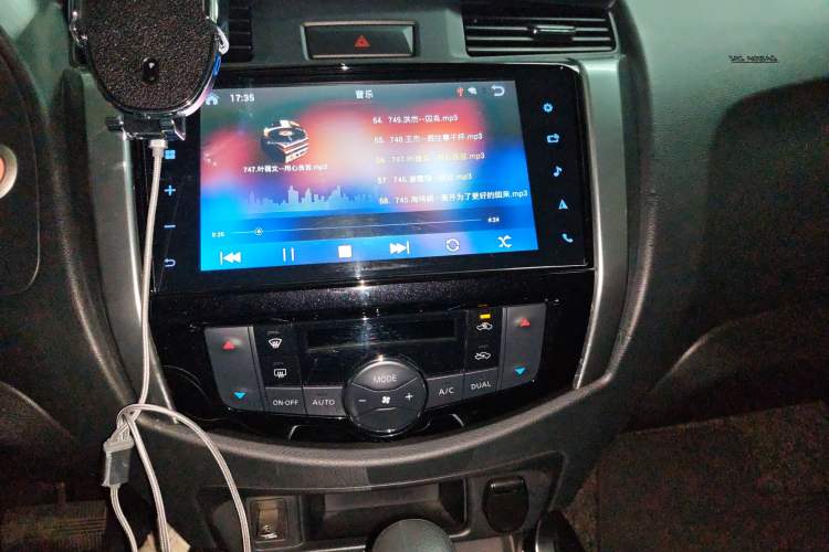 Used Nissan Terra 2020 2.5L XL Upper Automatic Two-Wheel Drive Luxury Edition
