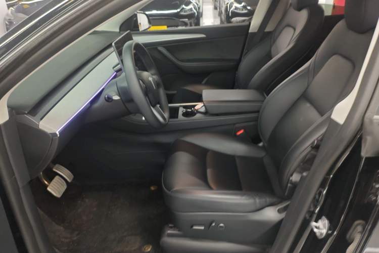 Used Tesla Model Y 2023 High-Performance All-Wheel-Drive Version