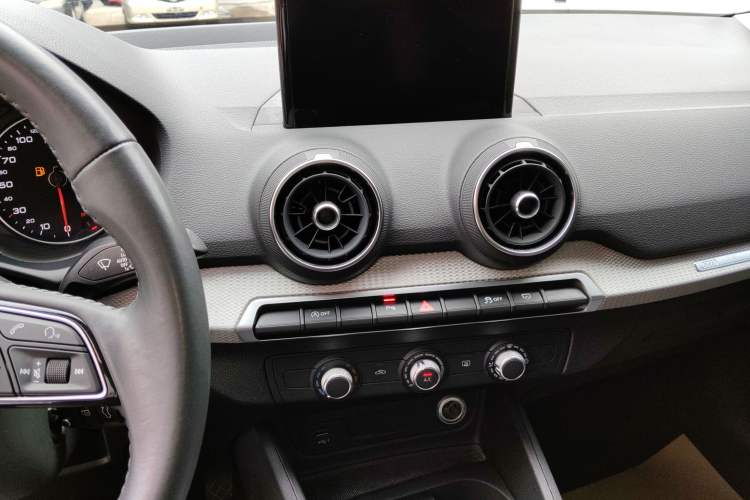 Used Audi Q2L 2021 35 TFSI Progressive Dynamic Edition