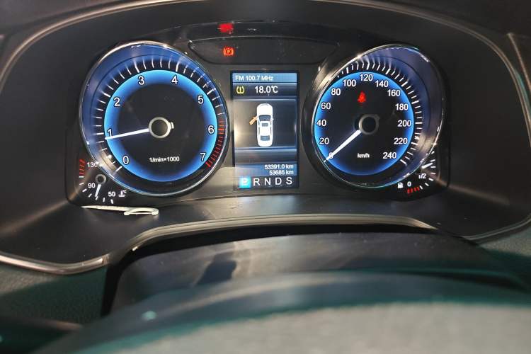 Used Hongqi H7 2015 1.8T Tech Model