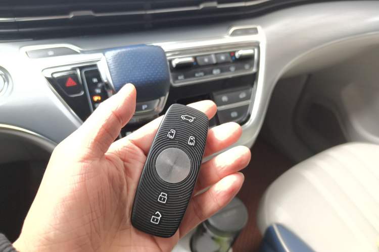 Used Roewe iMAX8 2022 400TGI Prestige Edition