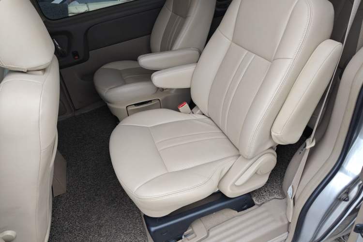 Used Buick GL8 2014 2.4L Classic Edition