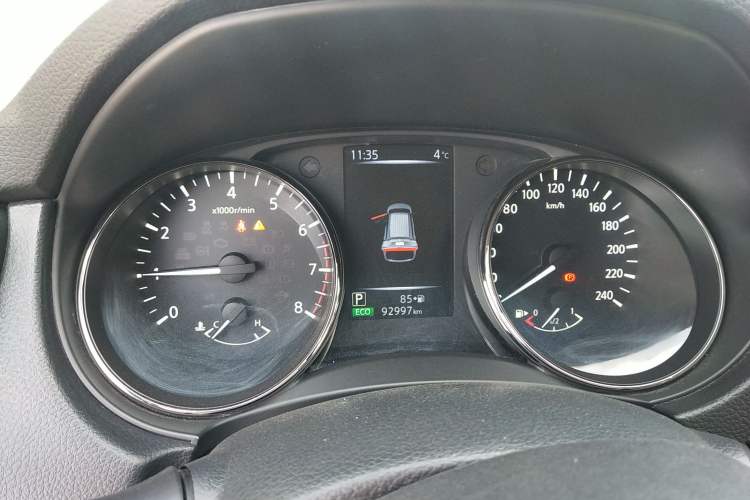 Used Nissan X-Trail 2019 2.0L CVT Smart Connect Comfort Edition 2WD
