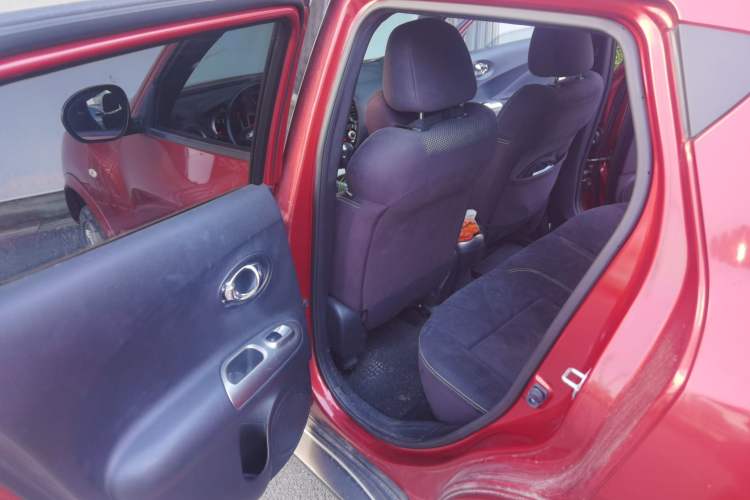 Used Infiniti ESQ 2014 1.6L Luxury Edition
