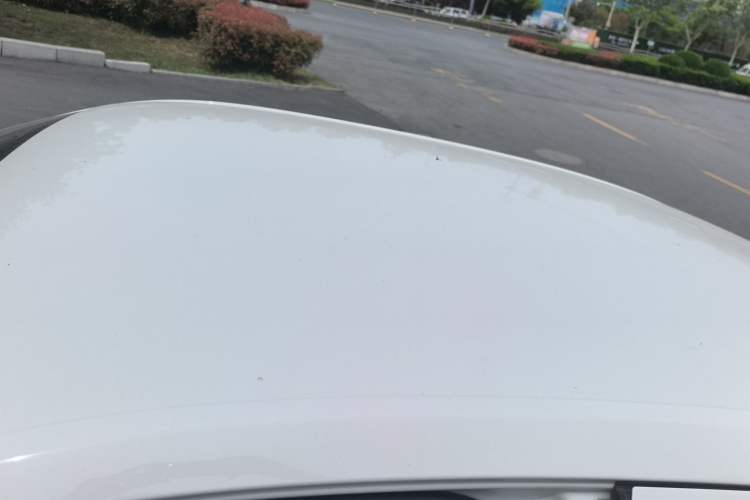 Used Volkswagen Lavida 2013 Revised Classic 1.6L Manual Fashion Edition Roof