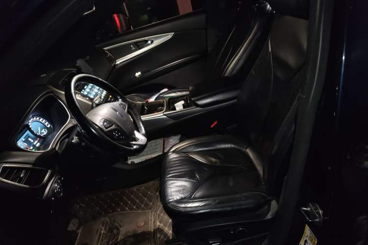 Used Lincoln MKX 2017 2.0T Two-Wheel Drive Deluxe Edition
