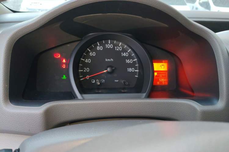 Used Nissan NV200 2014 1.6L Manual Zunya Model China IV Standard
