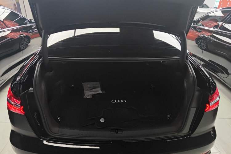 Used Audi A6L 2023 Revised Edition 45 TFSI quattro Prestige Dynamic Version Trunk