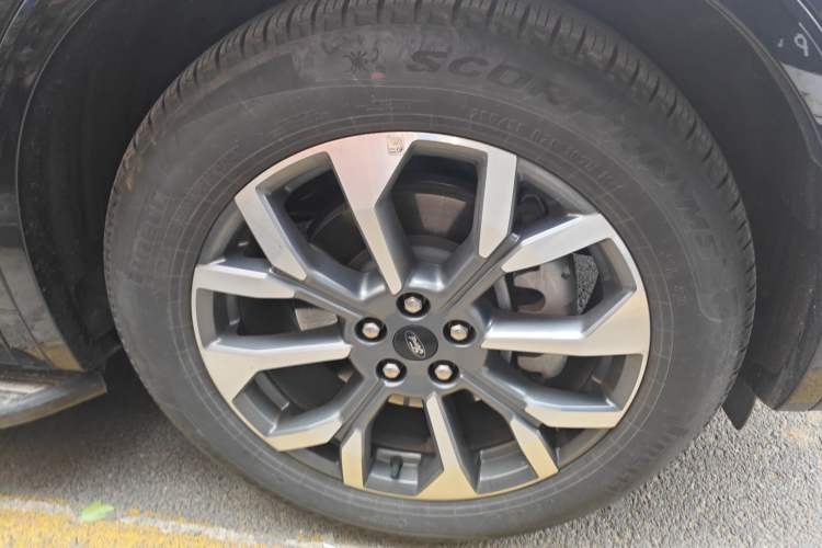 Used Ford Edge 2023 Ford Explorer L 2.0T EcoBoost Four-Wheel Drive 7-Seater Supreme Model
