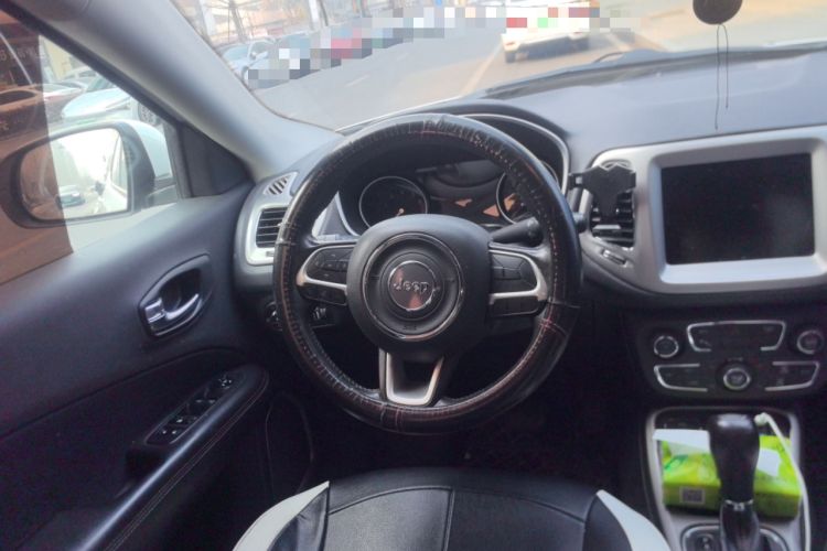 Used Jeep Compass 2017 200T Automatic Family Edition