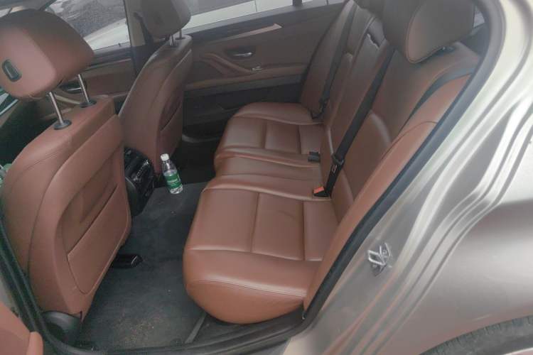 Used BMW 5 Series 2014 528Li Leading Model