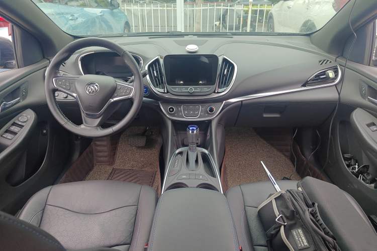 Used Buick VELITE 5 2017 Urban Extended-Range Model Center Console