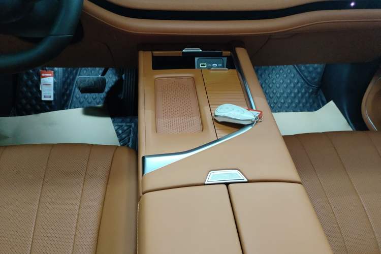 Used Wey Lanshan 2025 Four-Wheel Drive Ultra
